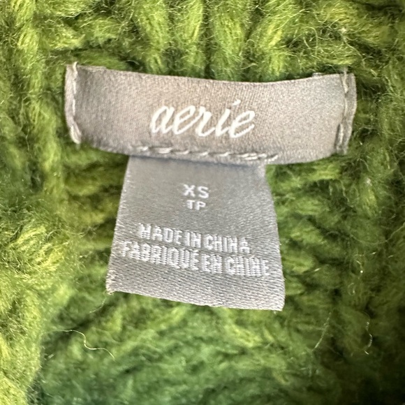 Aerie Green Cableknit Mock Neck Sweater Size XS Chunky Oversized - Picture 2 of 4